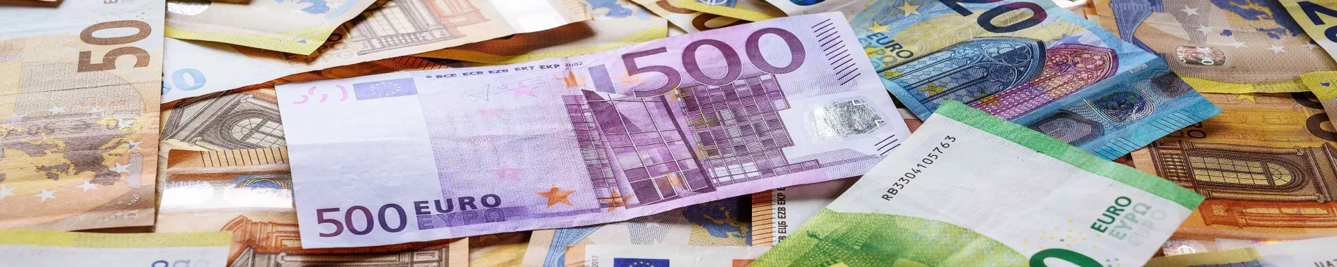 Money bills (euro) 